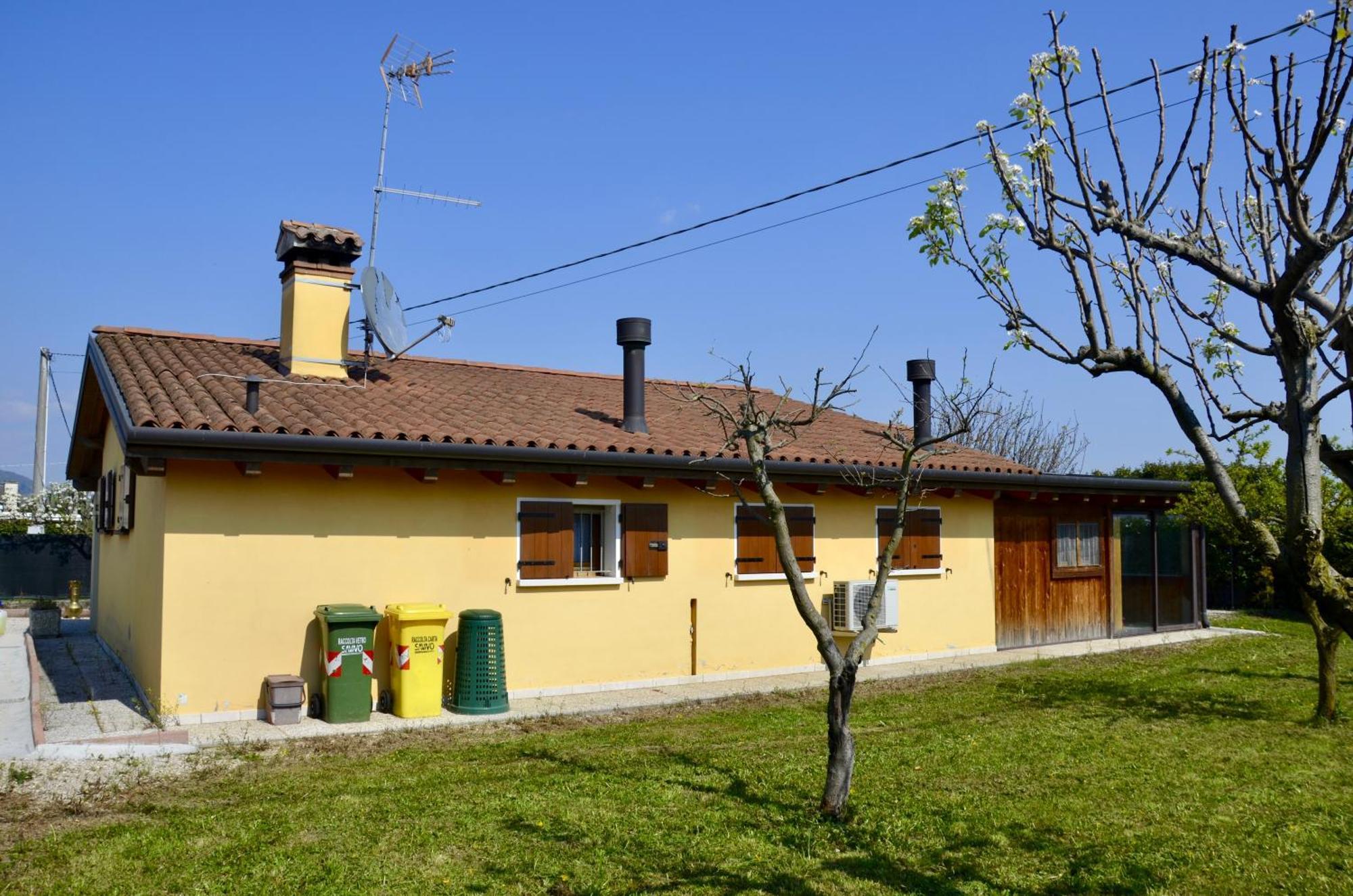 Vila A Casa Di Amici Vidor Exteriér fotografie