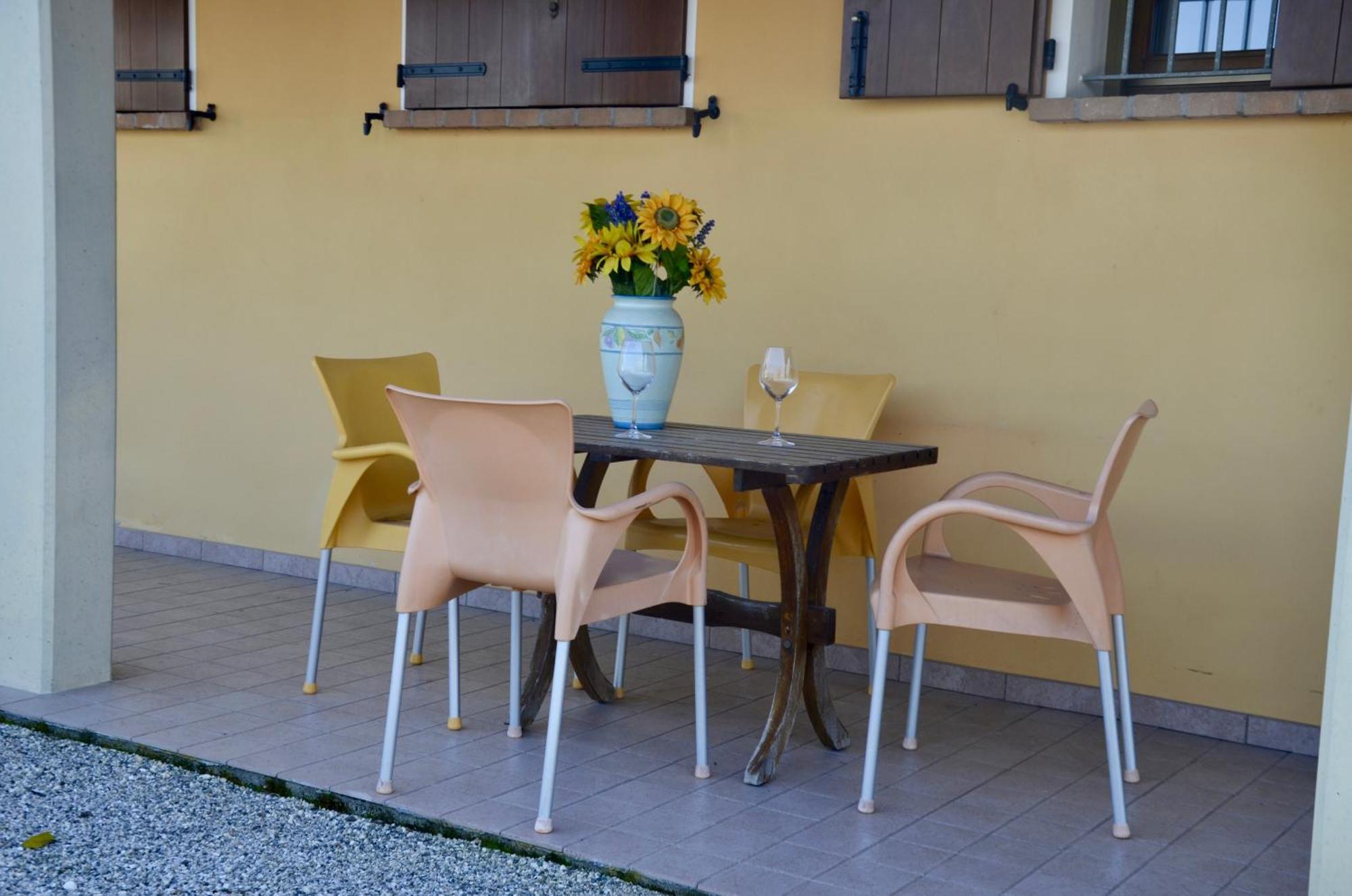 Vila A Casa Di Amici Vidor Exteriér fotografie